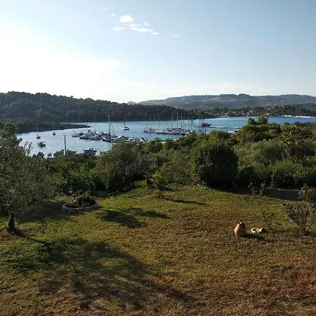 דירה Ases Lagonisi Halkidiki