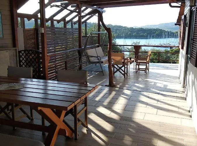 Ases Lagonisi Halkidiki * Ormos Panagias