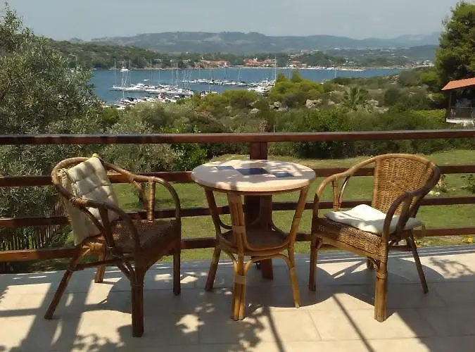 Ases Lagonisi Halkidiki Ormos Panagias